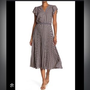 Max Studio Pleated maxi dress